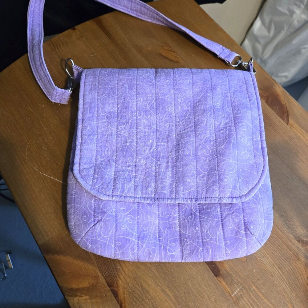 Quilted Lavender Shoulder Bag With Heart Design & Silver Metal Hardware 10x10